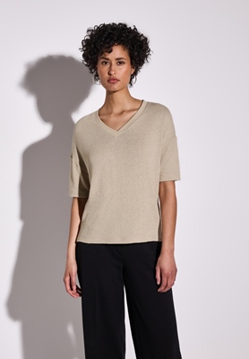 LTD QR v-neck knit look shirt
