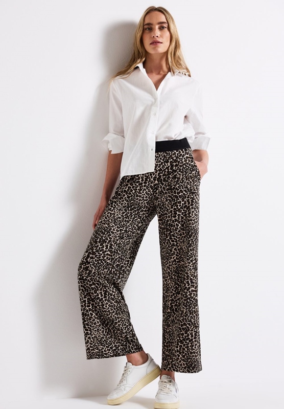 Style Emee Leo-AOP Jersey L30
